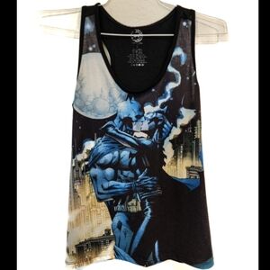 DC Comics Batman And Catwoman Kiss Tank Top